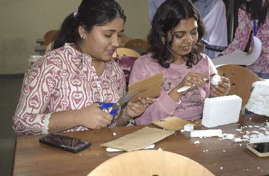 Gift Wraping Workshop